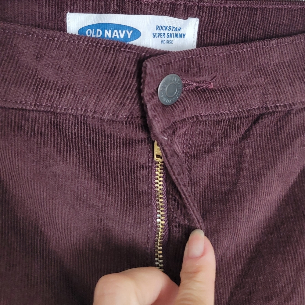 🆕️ Old Navy Mid-Rise Rockstar Super Skinny Corduroy Pants in Brown Tupelo - Picture 6 of 12